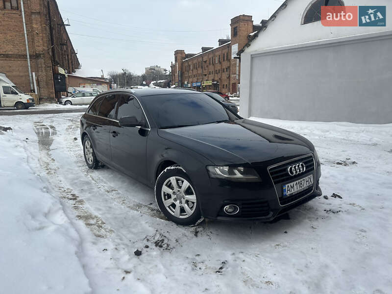 Універсал Audi A4 2009 в Житомирі