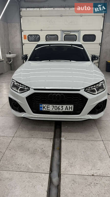 2021 Audi A4, VIN WAUABAF42MN010114:plate — фото 1 (autoria)