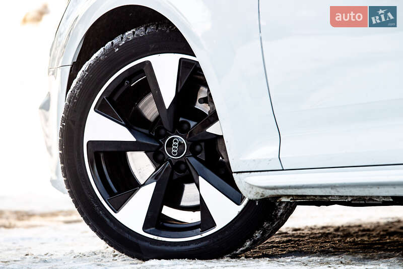 Седан Audi A4 2016 в Львове фото 18 Седан Audi A4 2016 в Львове