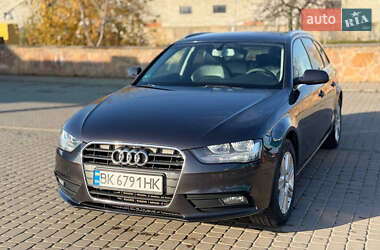 Универсал Audi A4 2012 в Березному