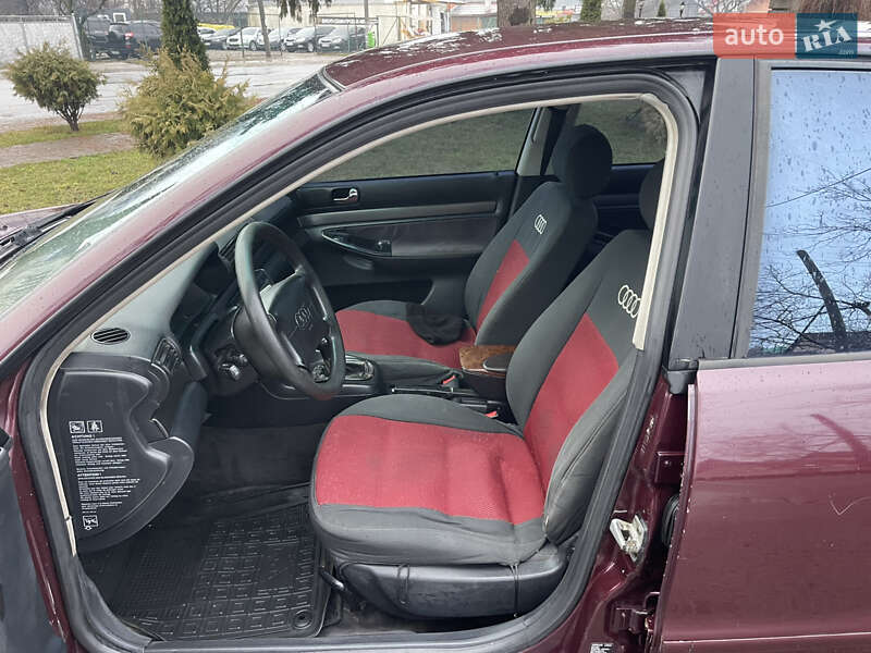 Седан Audi A4 1996 в Тячеве фото 10 Седан Audi A4 1996 в Тячеве