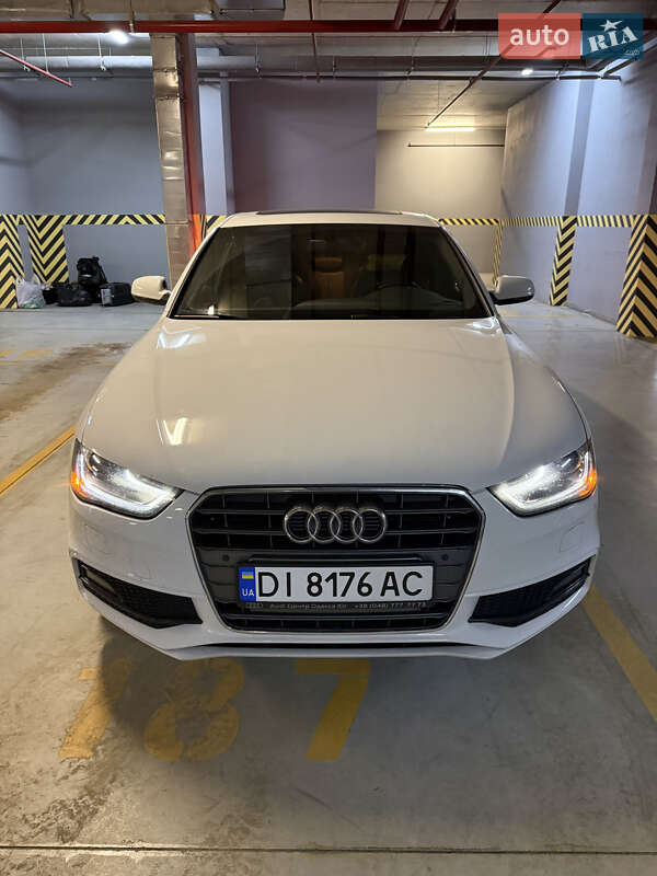 2014 Audi A4, VIN WAUFFAFL5FN018552:plate — фото 1 (autoria)