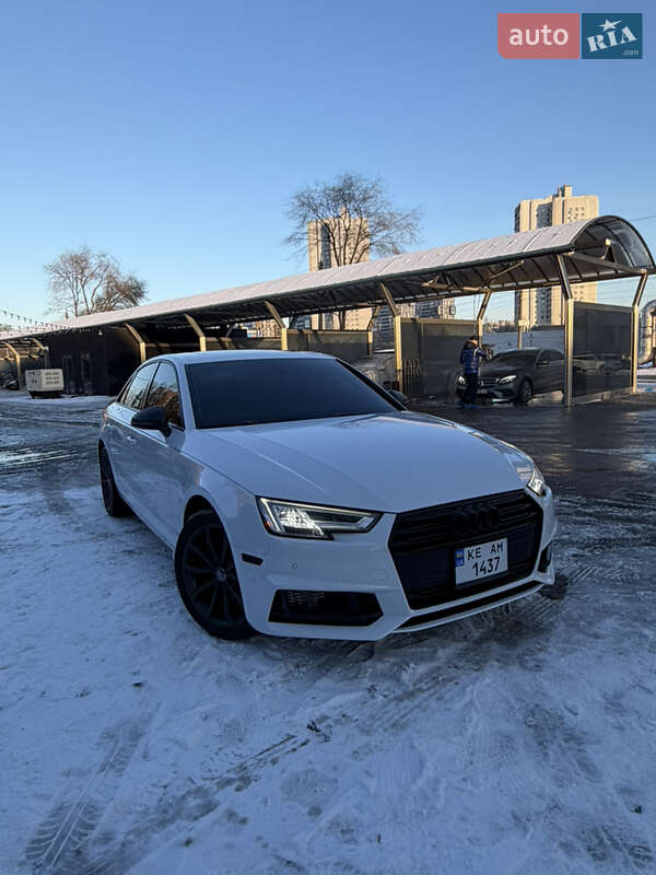 Audi A4 2018 Audi A4 2018