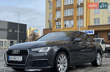 Седан Audi A4 2017 в Киеве