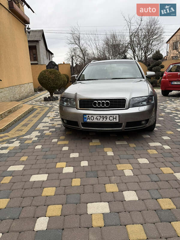 Універсал Audi A4 2004 в Тячеві
