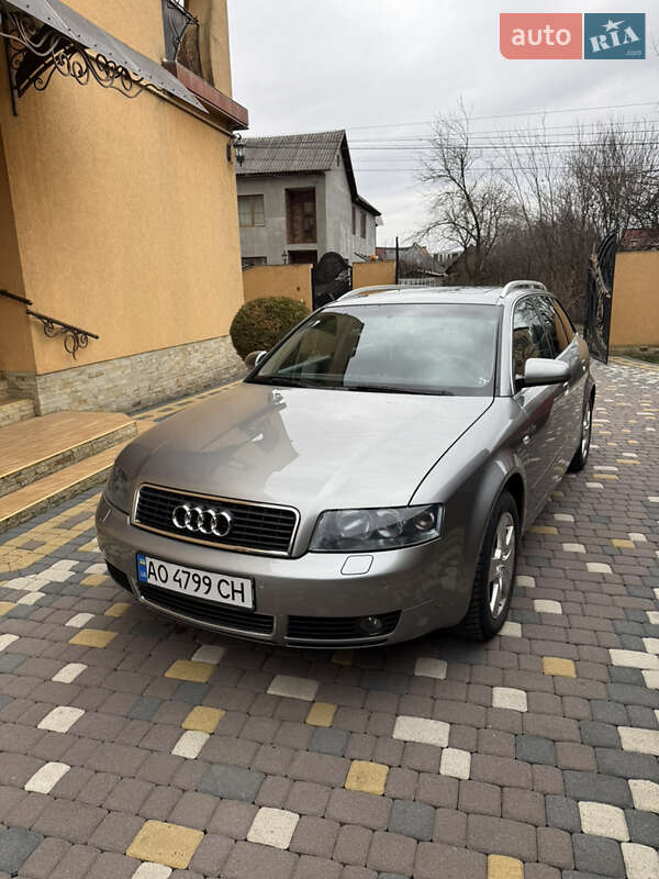 Універсал Audi A4 2004 в Тячеві