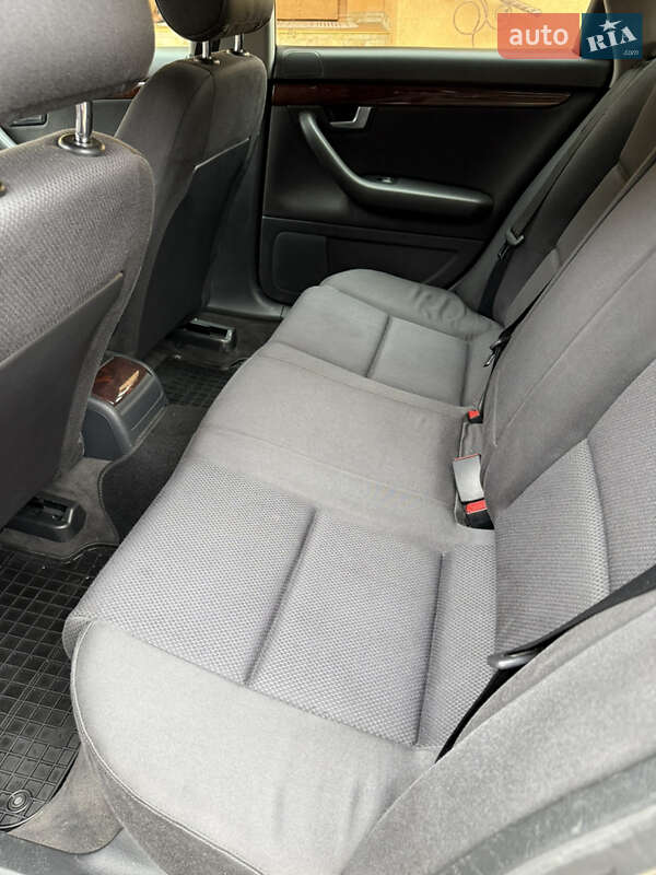 Універсал Audi A4 2004 в Тячеві