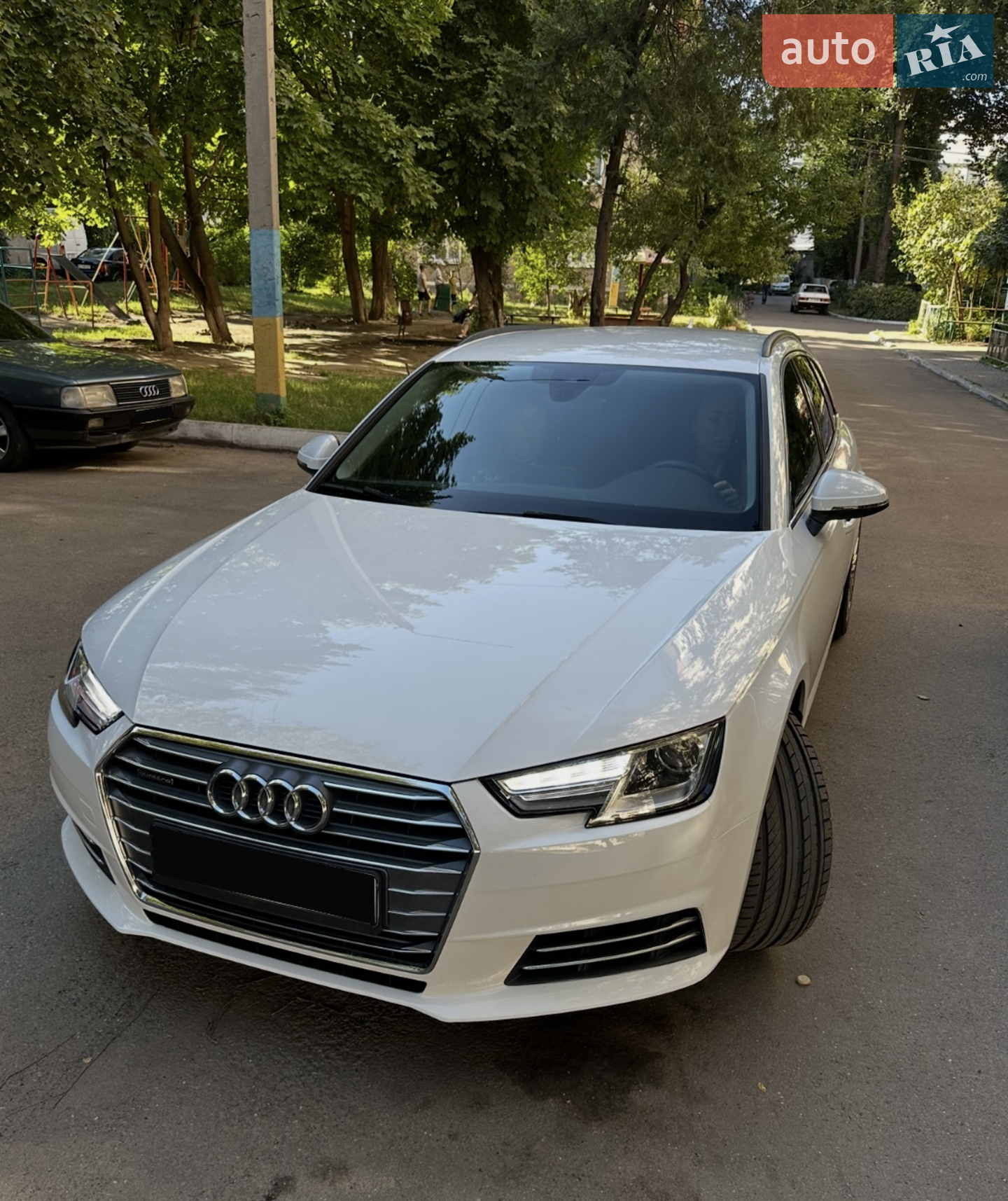 2017 Audi A4 - мініатюра 2