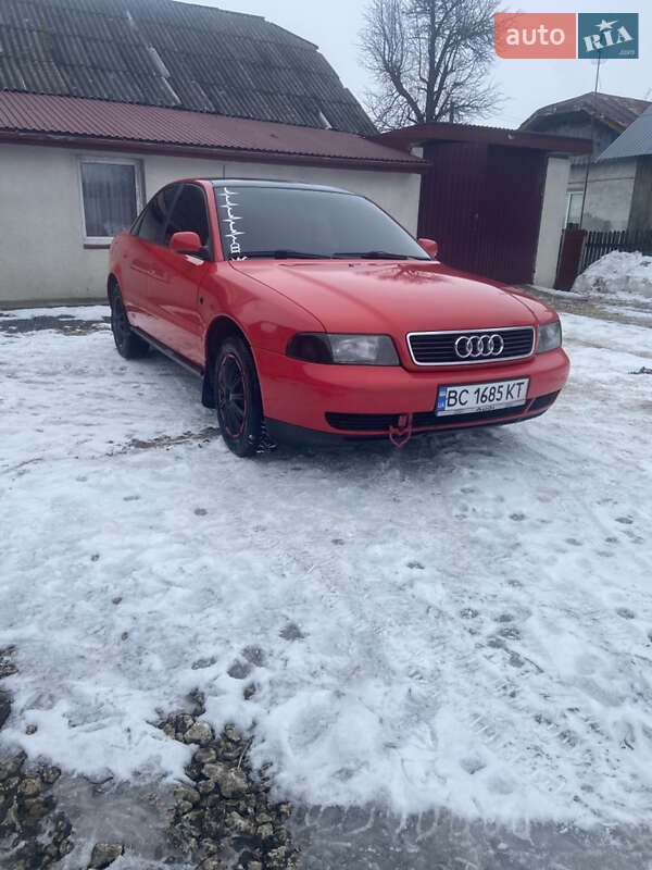 Седан Audi A4 1995 в Тернополе фото Седан Audi A4 1995 в Тернополе