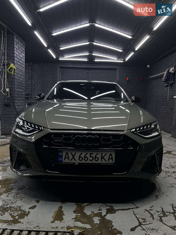 Audi A4 2022