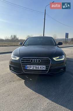 Седан Audi A4 2014 в Запоріжжі