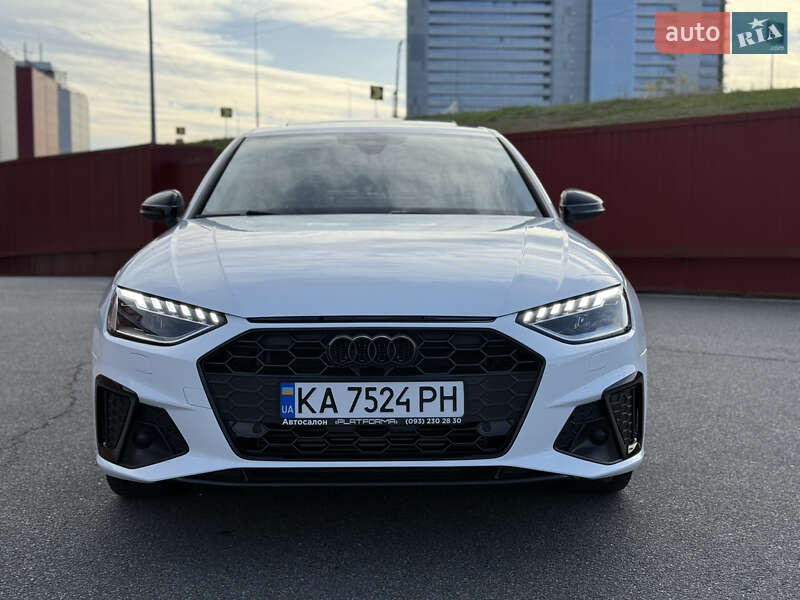 Седан Audi A4 2020 в Киеве