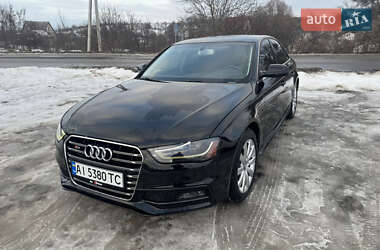 Седан Audi A4 2014 в Боровой