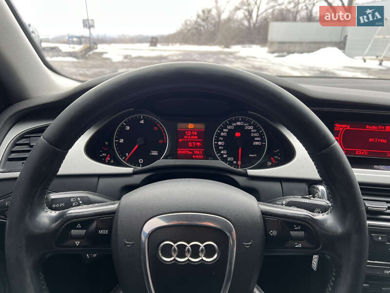 Седан Audi A4 2008 в Ватутино
