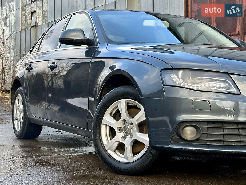 Седан Audi A4 2008 в Дрогобыче