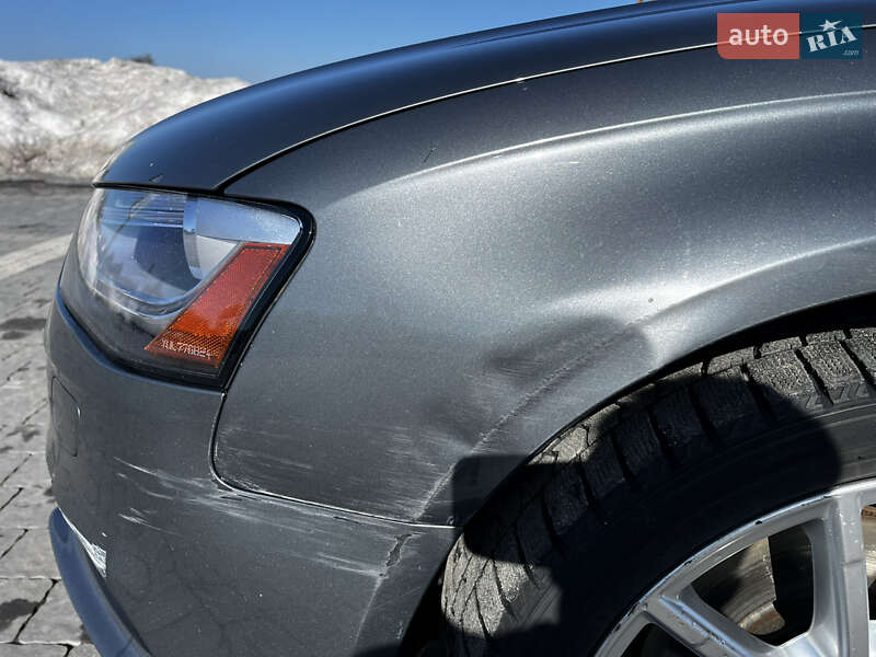 Седан Audi A4 2013 в Львове