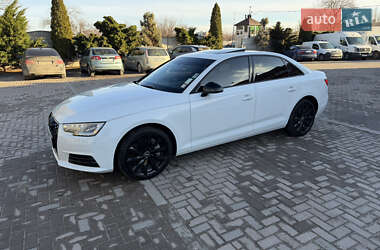 Седан Audi A4 2016 в Запоріжжі