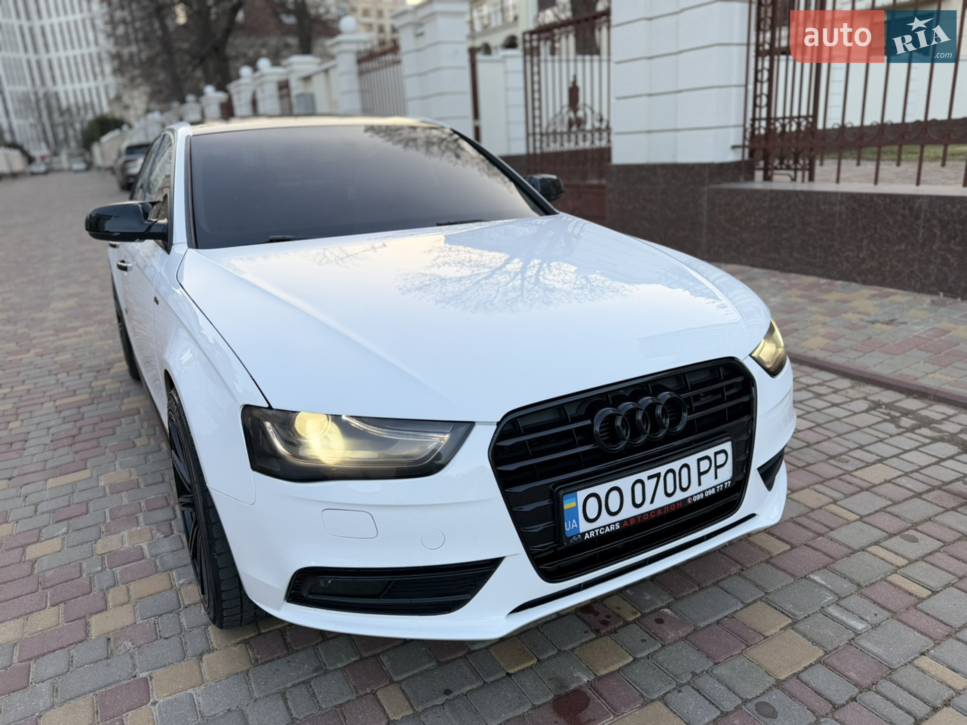 2012 Audi A4 - мініатюра 2