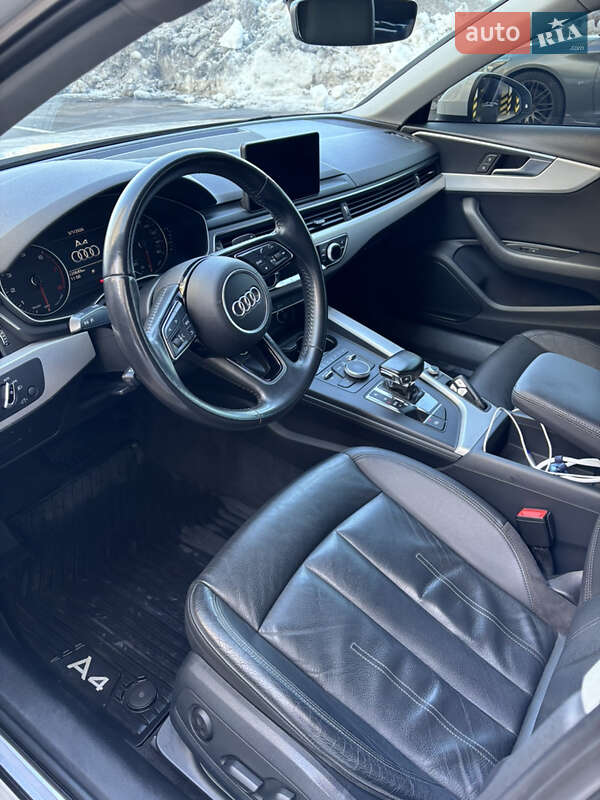 Седан Audi A4 2016 в Киеве
