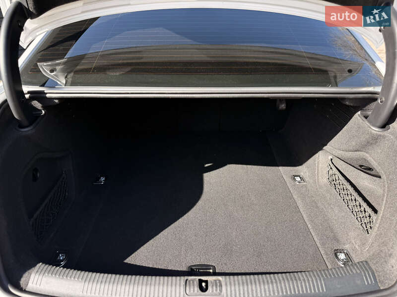 Седан Audi A4 2018 в Кривом Роге фото 26 Седан Audi A4 2018 в Кривом Роге