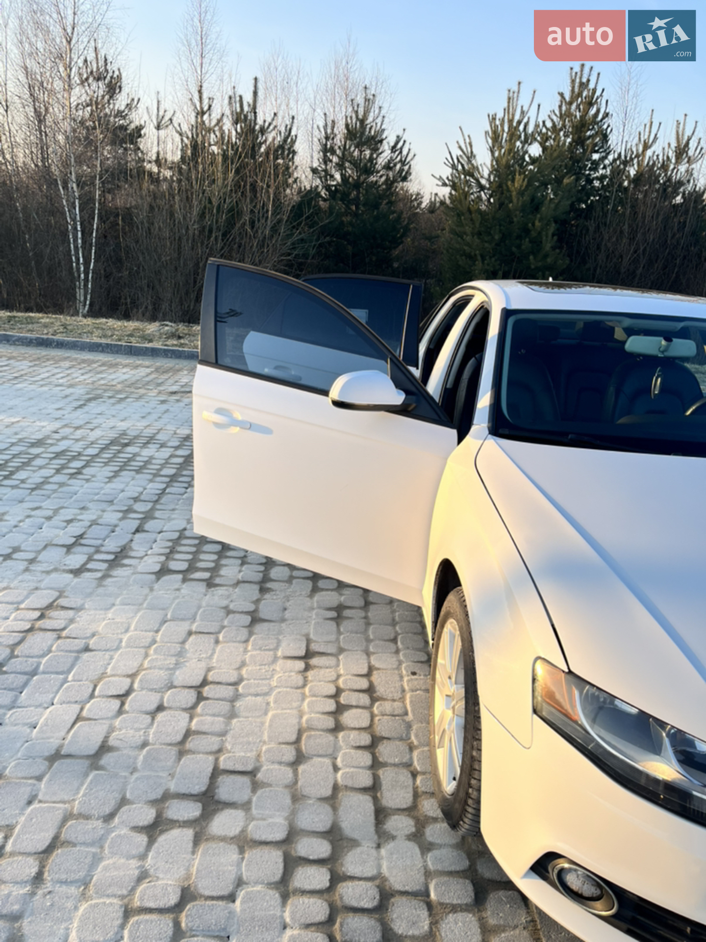 2010 Audi A4 - мініатюра 3