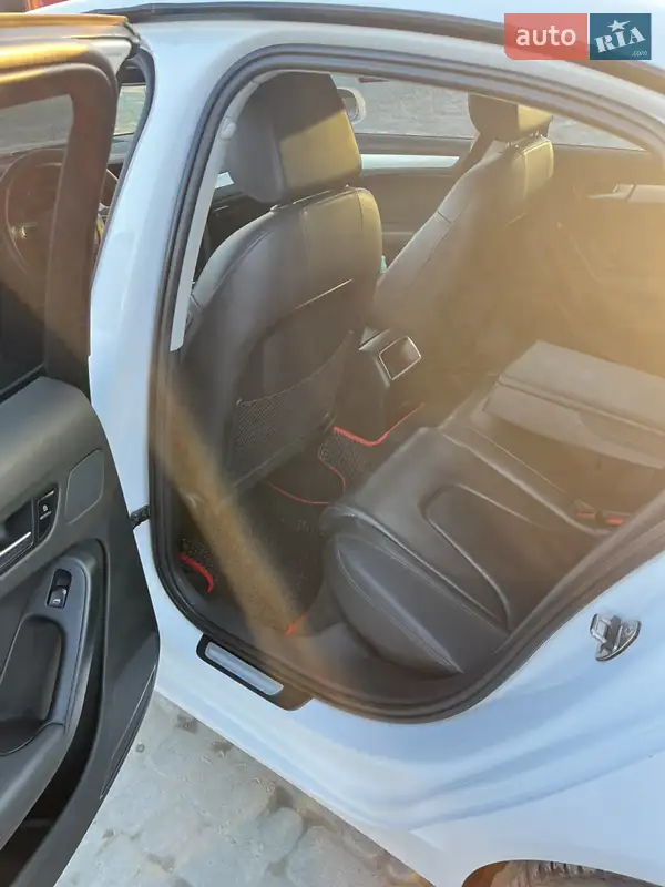 Audi A4 2010 VIN WAUBFAFL5BN030886 фото оголошення 9 з 58