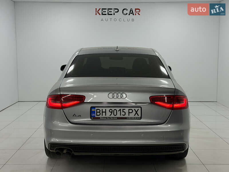Седан Audi A4 2015 в Одессе
