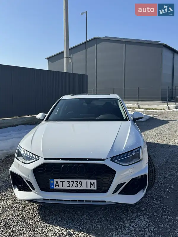 Audi A4 2021