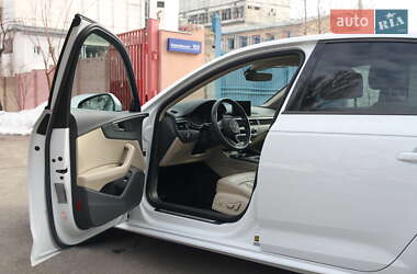 Седан Audi A4 2017 в Киеве