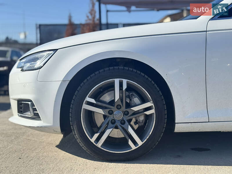 Седан Audi A4 2016 в Києві