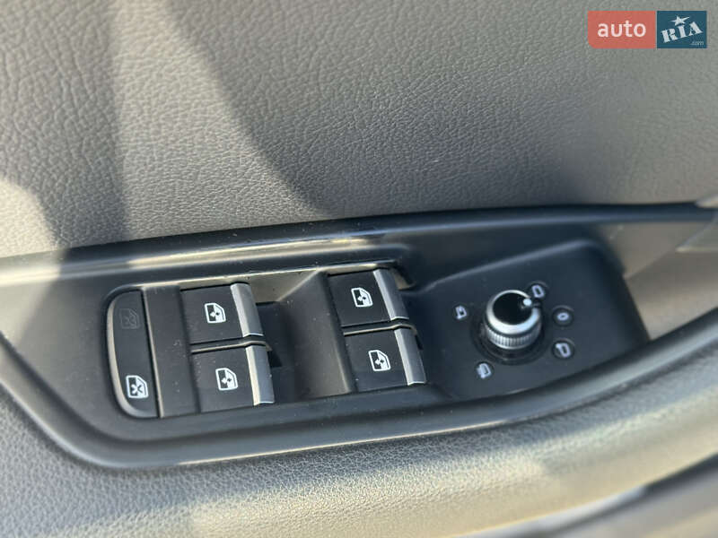 Седан Audi A4 2016 в Києві