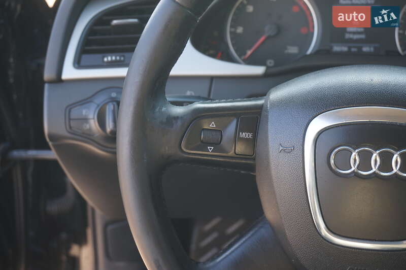 Седан Audi A4 2008 в Одесі