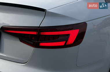 Седан Audi A4 2017 в Мукачево
