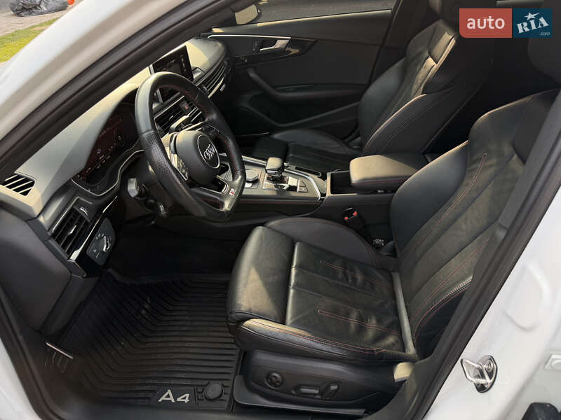 Седан Audi A4 2017 в Мукачево
