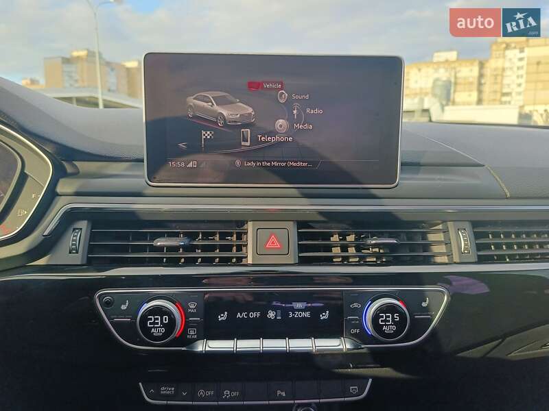 Седан Audi A4 2017 в Киеве