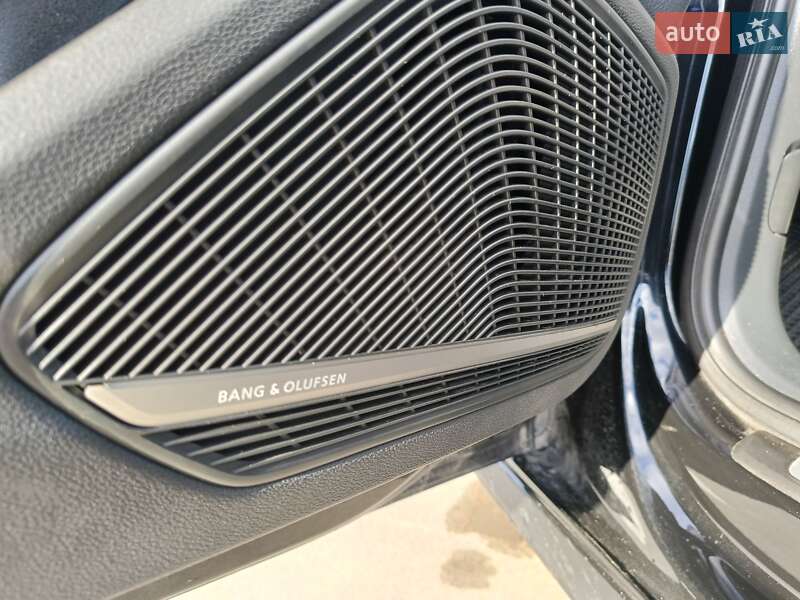 Седан Audi A4 2017 в Киеве