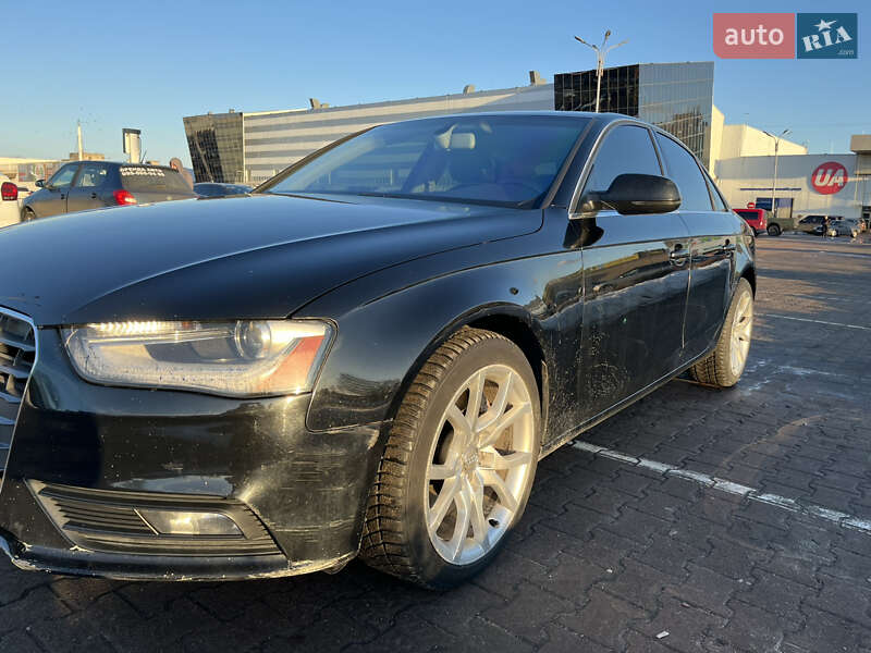Седан Audi A4 2012 в Житомире