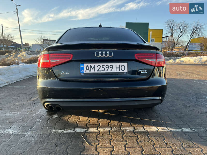 Седан Audi A4 2012 в Житомире
