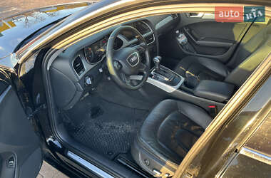 Седан Audi A4 2012 в Житомире