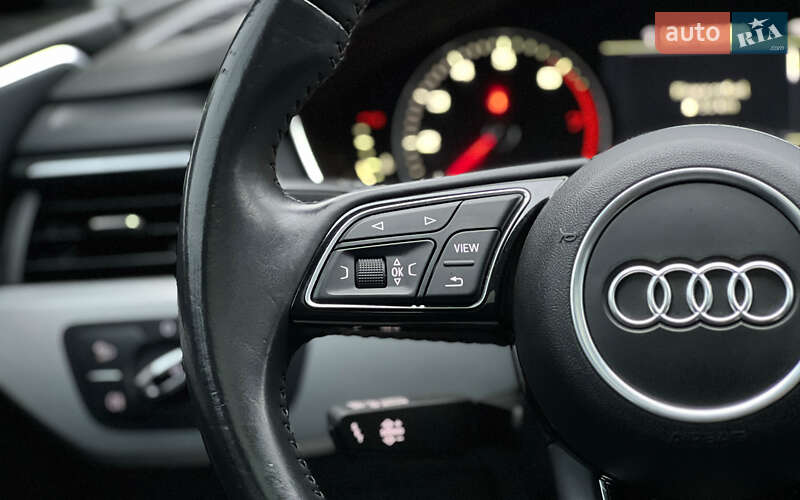 Седан Audi A4 2016 в Львове