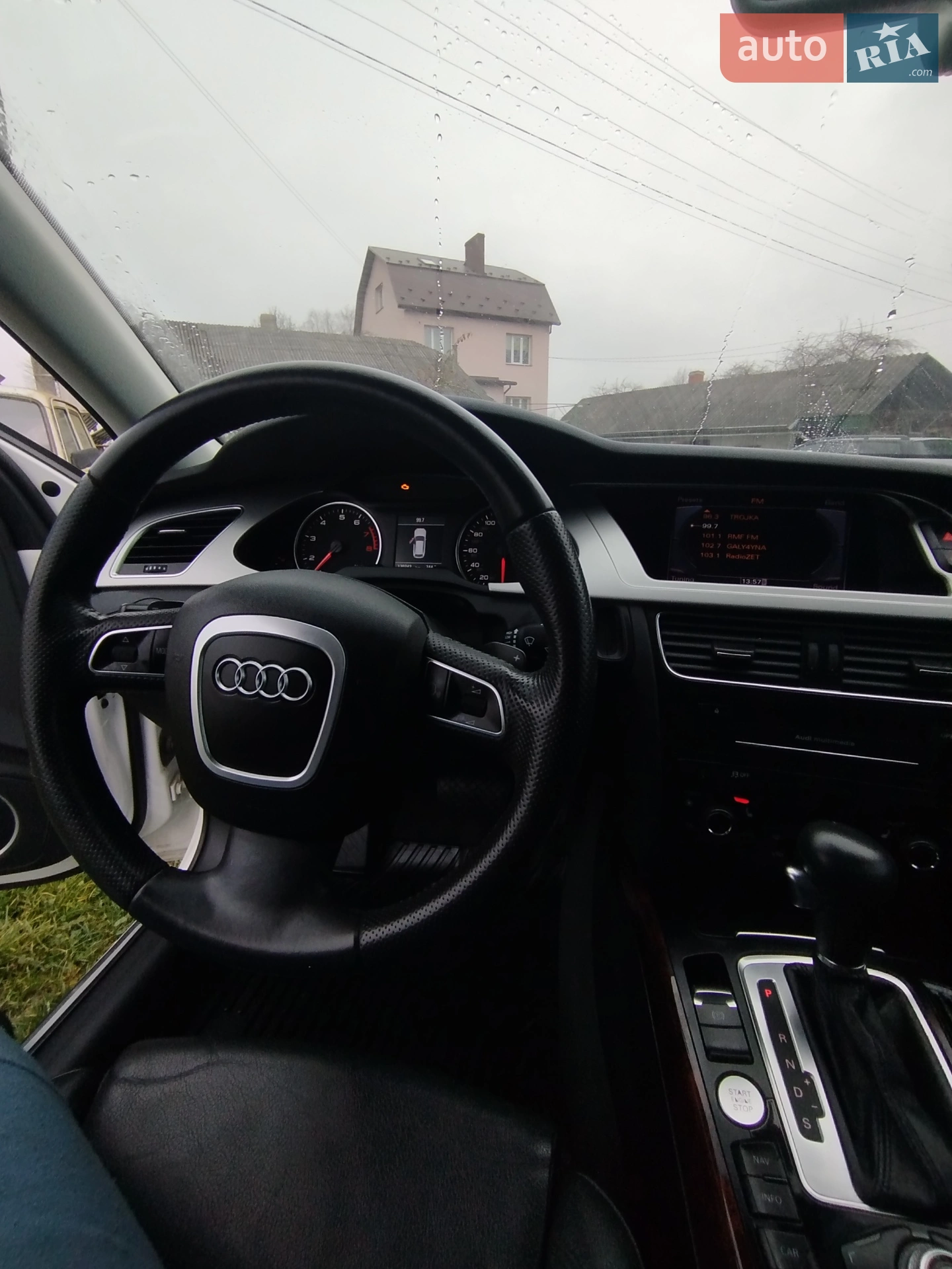 2011 Audi A4 - мініатюра 9