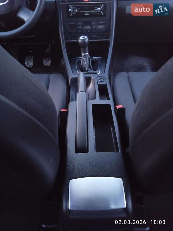 Седан Audi A4 2005 в Красилові