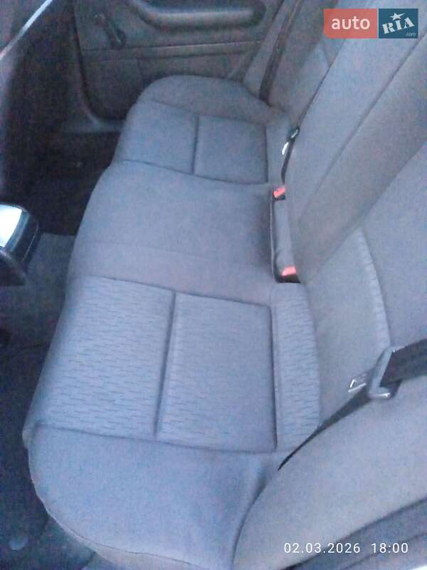 Седан Audi A4 2005 в Красилові