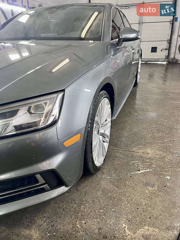 Седан Audi A4 2016 в Киеве