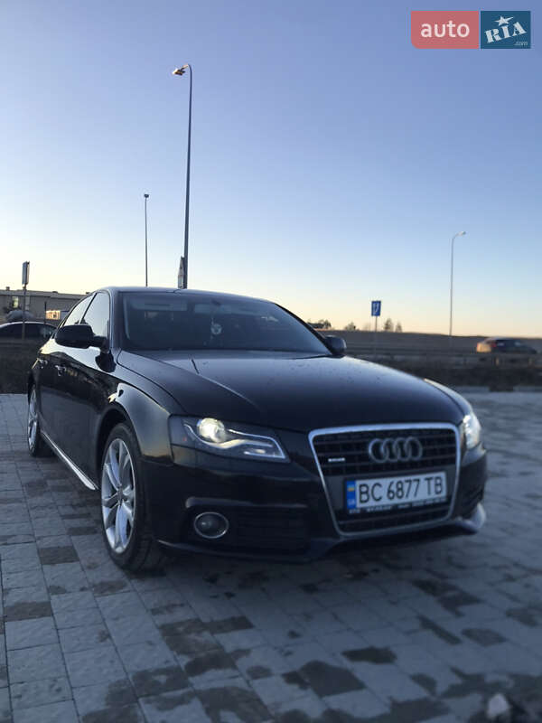 Седан Audi A4 2011 в Львові