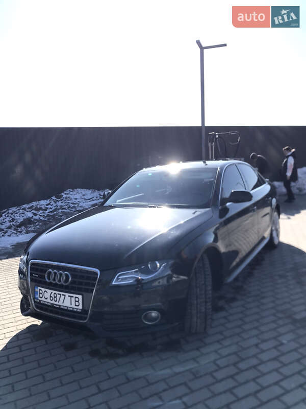 Седан Audi A4 2011 в Львові