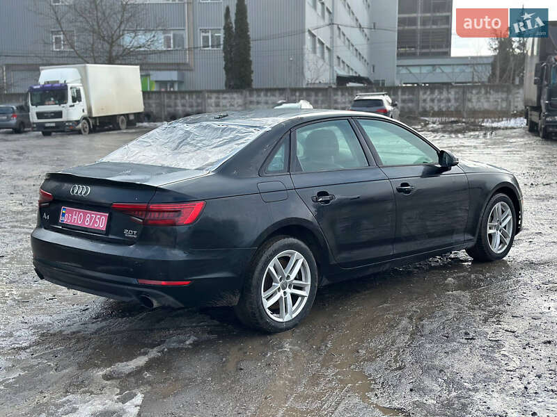 Седан Audi A4 2017 в Хмельницком