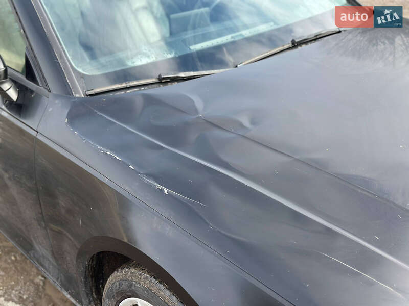 Седан Audi A4 2017 в Хмельницком