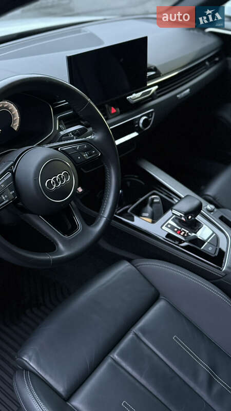 Седан Audi A4 2019 в Києві