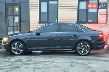Седан Audi A4 2018 в Киеве